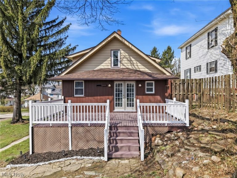 237 Watson Street, Lowellville, OH - Photo 5
