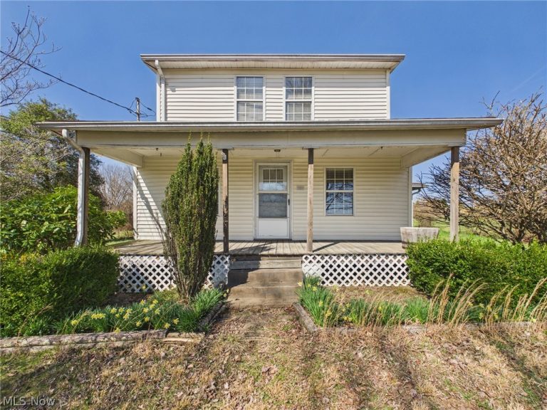 834 Lake Washington Road, Washington, WV - Photo 2