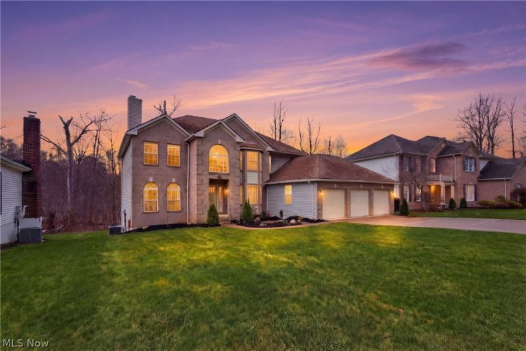 482 Brentwood Boulevard, Copley, OH - Photo 2