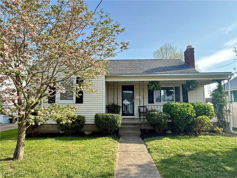 809 33rd Street, Vienna, WV, 26105