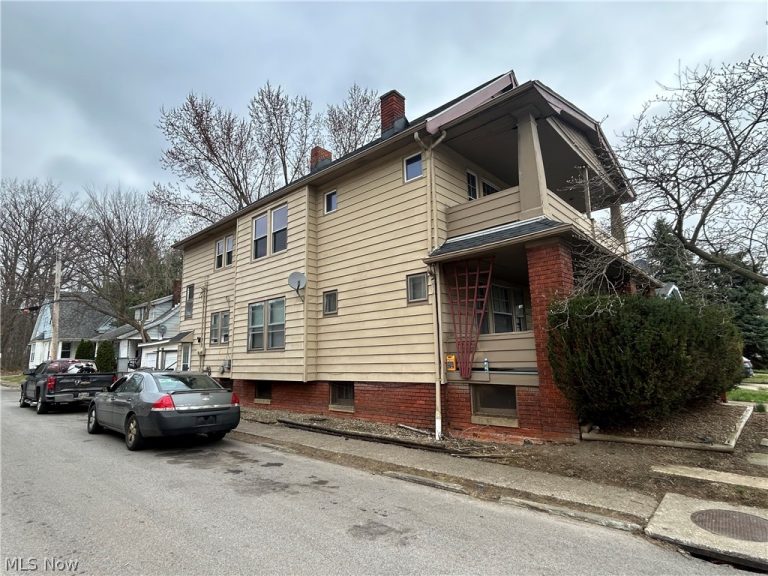 3820 Muriel Avenue, Cleveland, OH - Photo 2