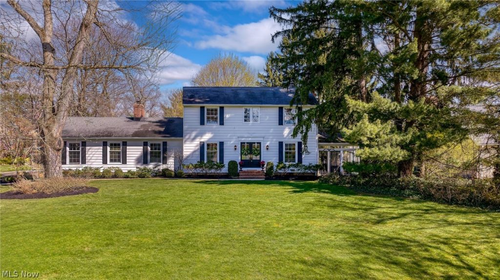 87 Colony Drive, Hudson, OH
