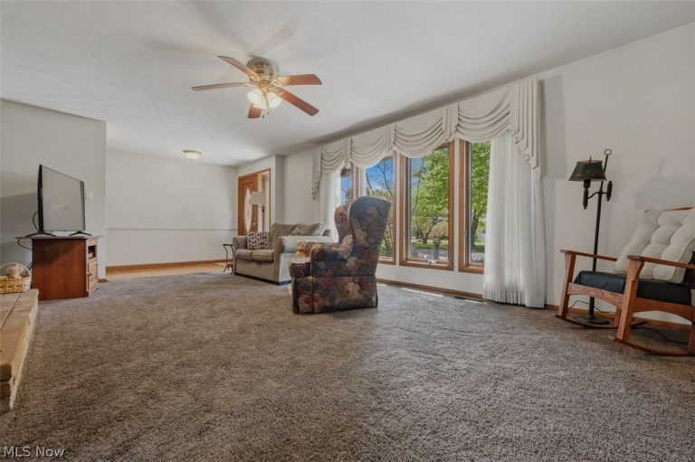 113 Rae Avenue, Marietta, OH - Photo 5