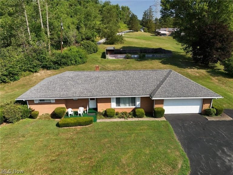 6291 Veterans Boulevard, Chester, WV, 26034
