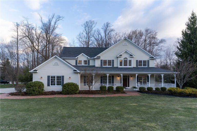 8955 Stoneybrook Drive, Broadview Heights, OH, 44147