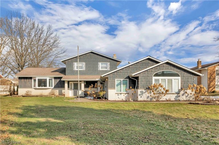 563 Carpenter Road, Brunswick, OH, 44212