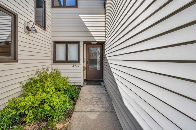 3432 Mayfield Road, Cleveland Heights, OH - Photo 2
