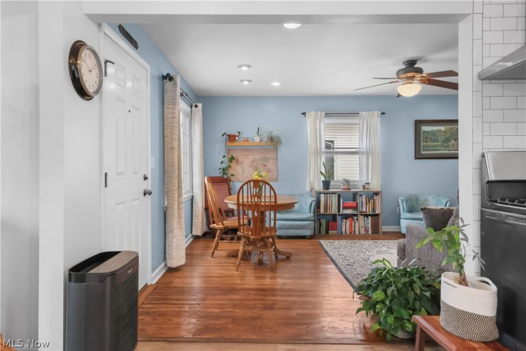 565 Lansing Road, Akron, OH - Photo 6