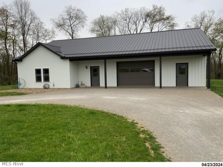 9671 Guys Road, New Concord, OH, 43762