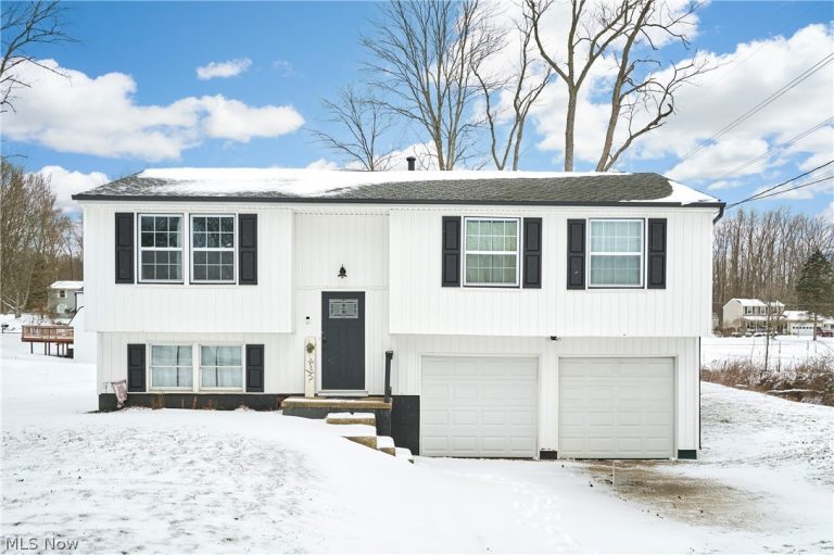6300 Cleveland Massillon Road, Clinton, OH, 44216
