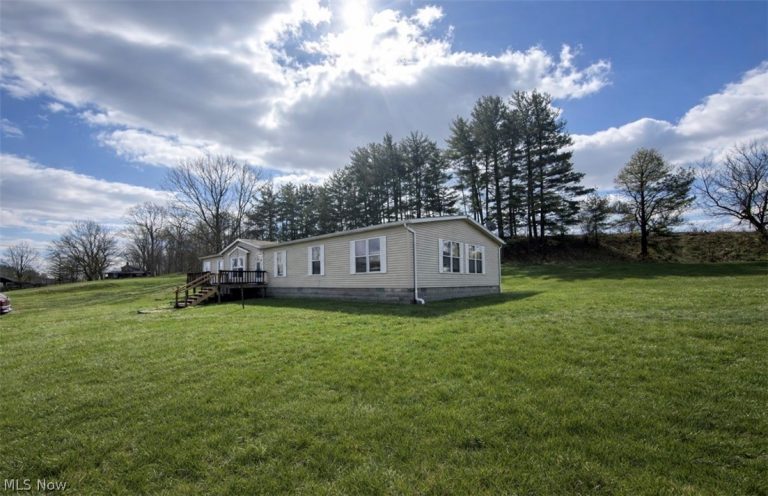 47813 Old Hopedale Road, Cadiz, OH - Photo 2