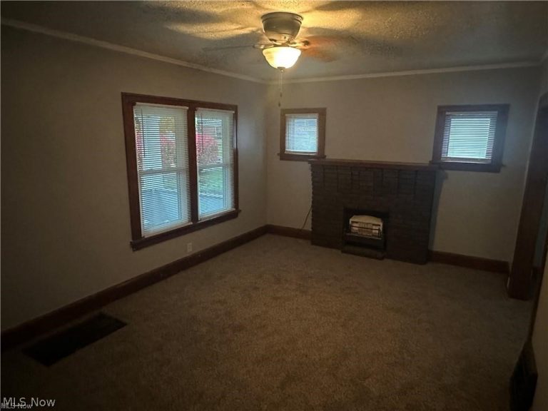 1101 Estelle Court, Niles, OH - Photo 6