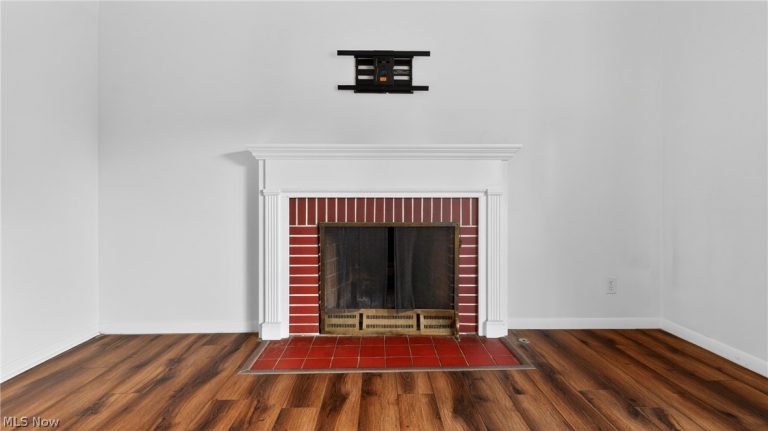 3289 Cricket Drive, Youngstown, OH - Photo 6