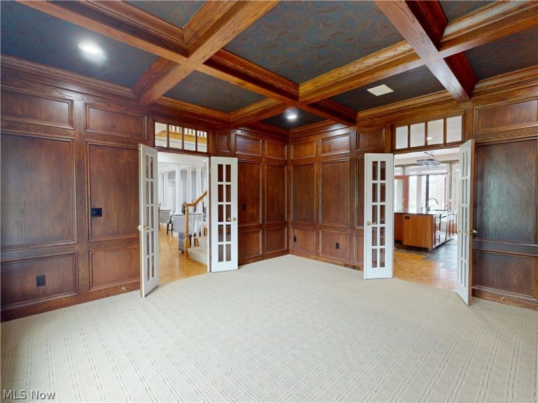 11205 Hampton Ridge Drive, Chardon, OH - Photo 4