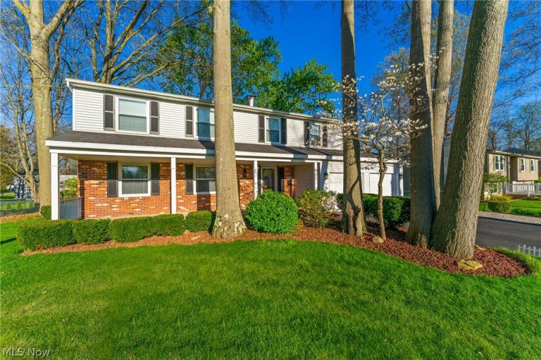 2085 Woodland Trace Street, Austintown, OH, 44515