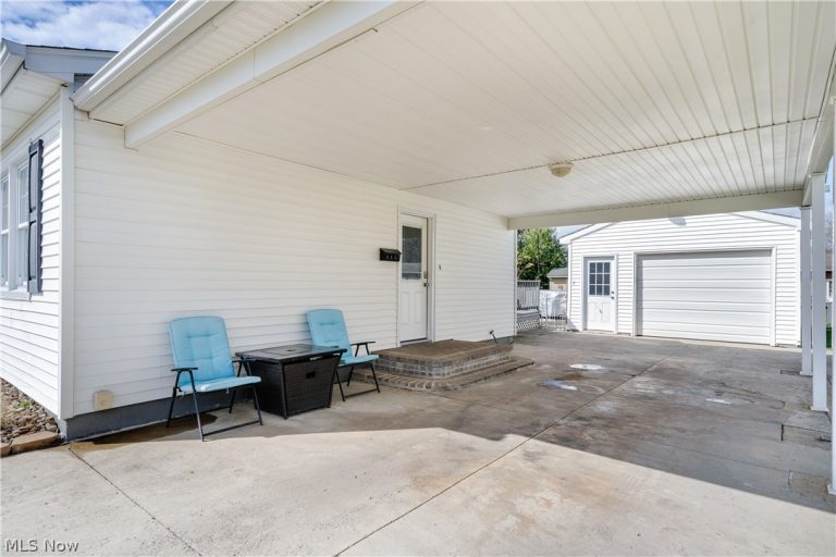 5362 Willow Crest Avenue, Austintown, OH - Photo 5