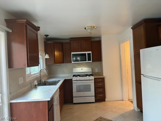 13917 Wolf Avenue, Garfield Heights, OH - Photo 8