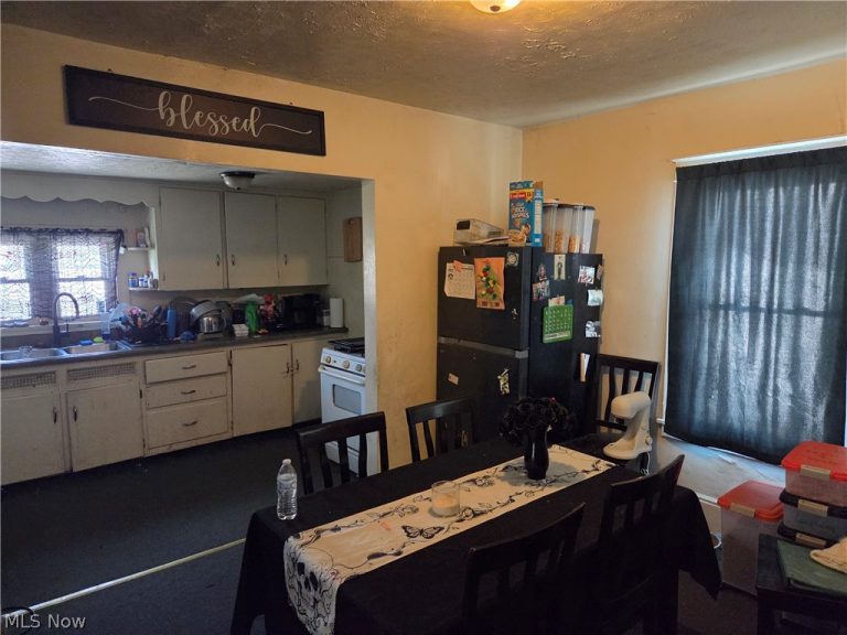 491 5th Street, Struthers, OH - Photo 4