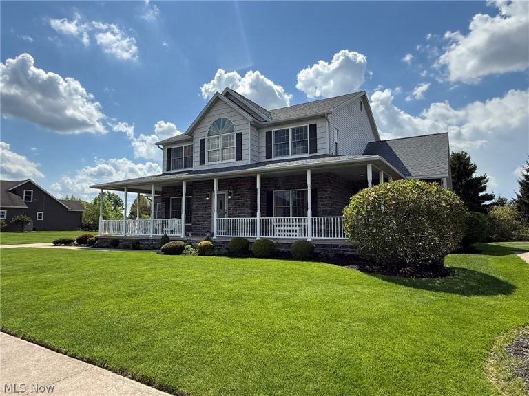 734 Pga Boulevard, New Philadelphia, OH, 44663