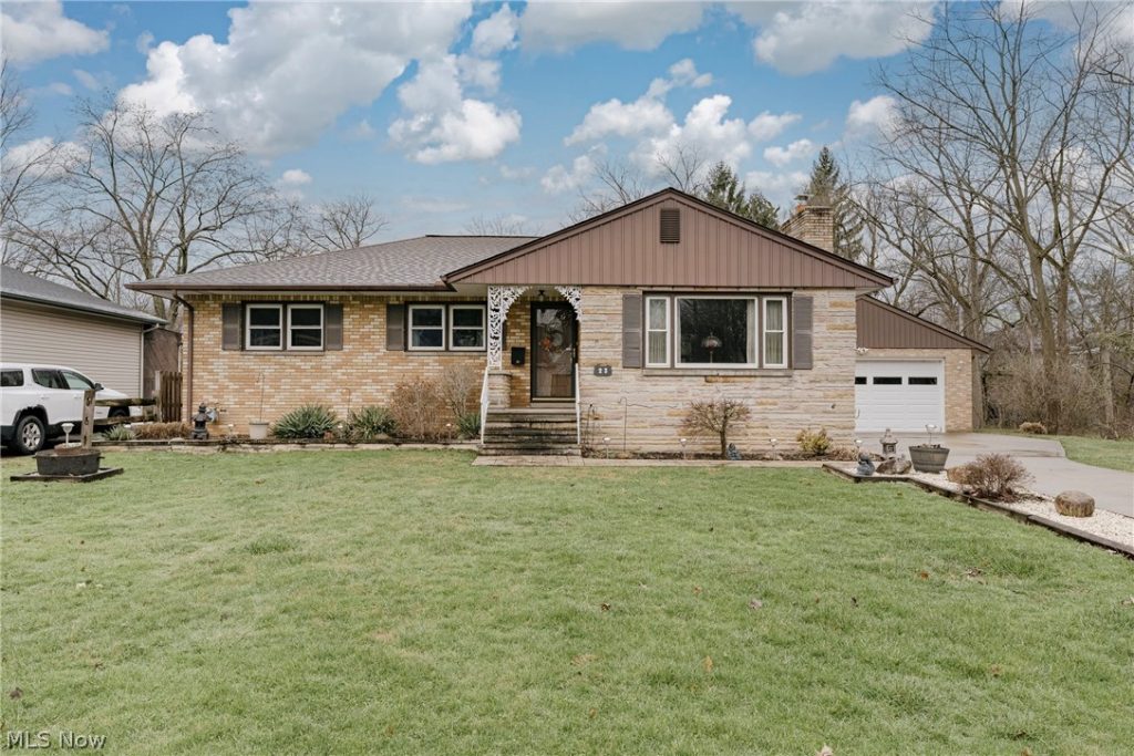 23 Thames Avenue, Bedford, OH