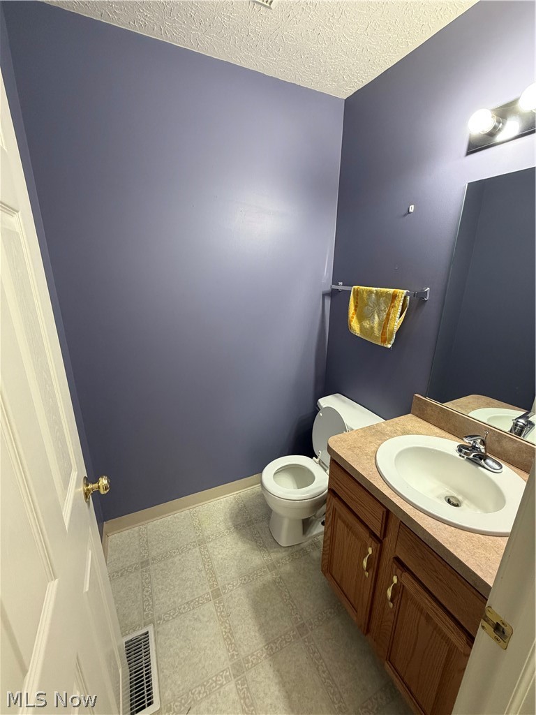 1360 Meadow Run, Copley, OH - Photo 6