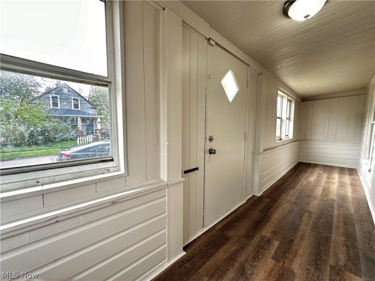 3412 63rd Street, Cleveland, OH - Photo 6