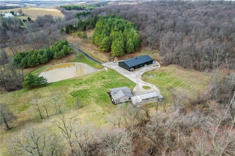 9273 Mulberry Road, Mount Perry, OH - Photo 3