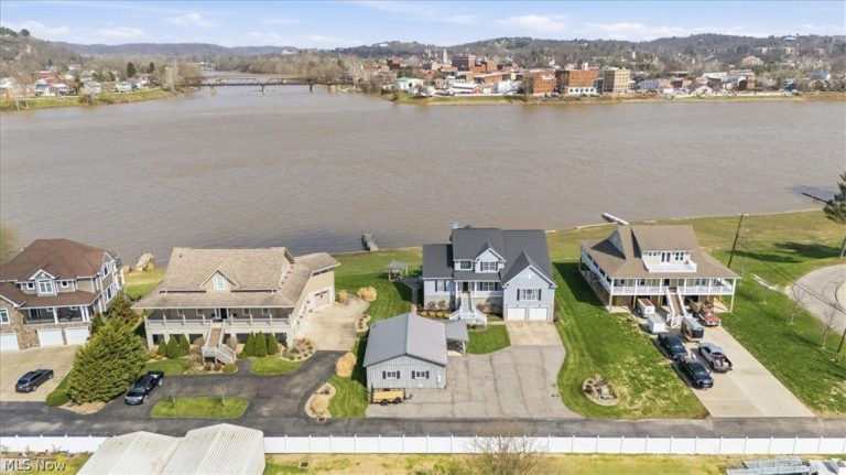 2 Stern Drive, Williamstown, WV - Photo 5