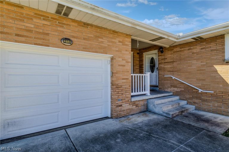 214 Donnell Street, Weirton, WV - Photo 4