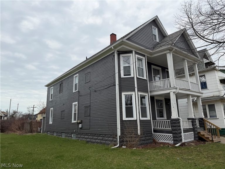 6723 Clement Avenue, Cleveland, OH - Photo 4