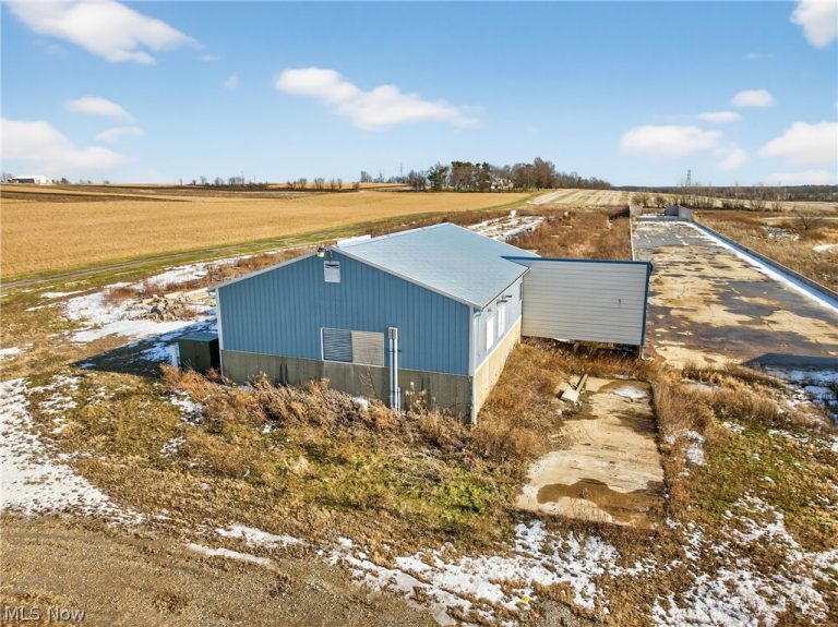 2280 Deerfield Avenue, Dalton, OH - Photo 4