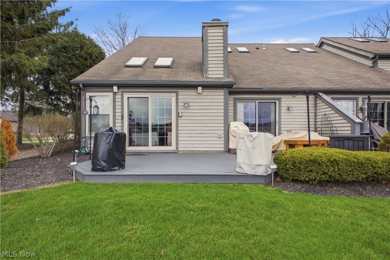 424 Bayshore Drive #3, Columbiana, OH - Photo 8