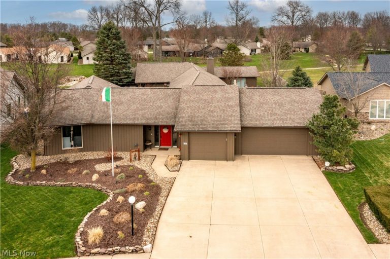 33017 Hidden Hollow Court, North Ridgeville, OH, 44039