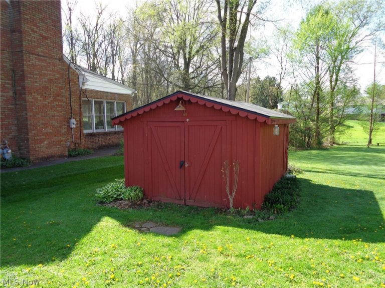 5968 Easy Pace Circle, Canton, OH - Photo 5