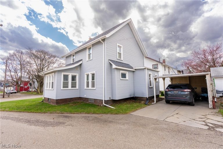 1421 Ferndale Road, Canton, OH - Photo 3