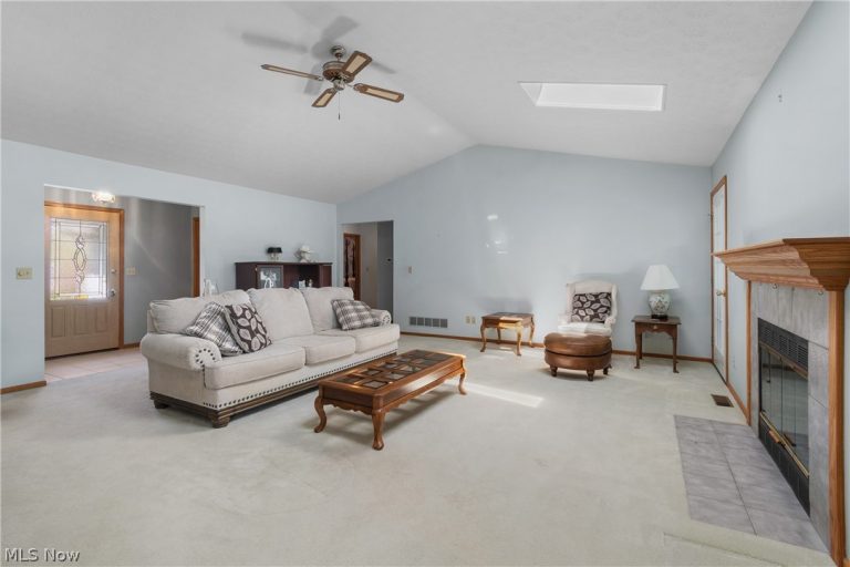 3757 Ramsey Drive, Uniontown, OH - Photo 8