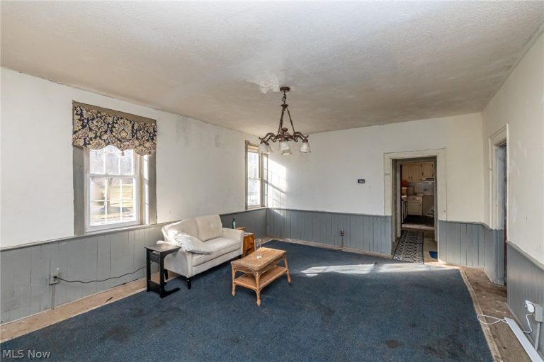 514 Reno Drive, Louisville, OH - Photo 8