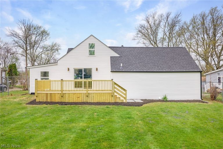 3208 Royal Avenue, Canton, OH - Photo 3