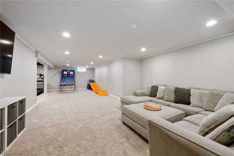 6638 Hidden Woods Trail, Mayfield, OH - Photo 8