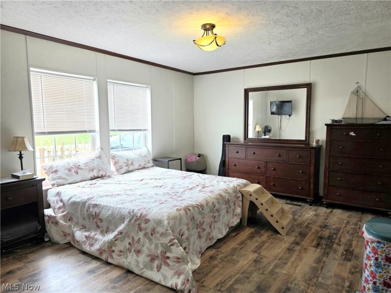 44 Scarce Fat Road, Mineral Wells, WV - Photo 8