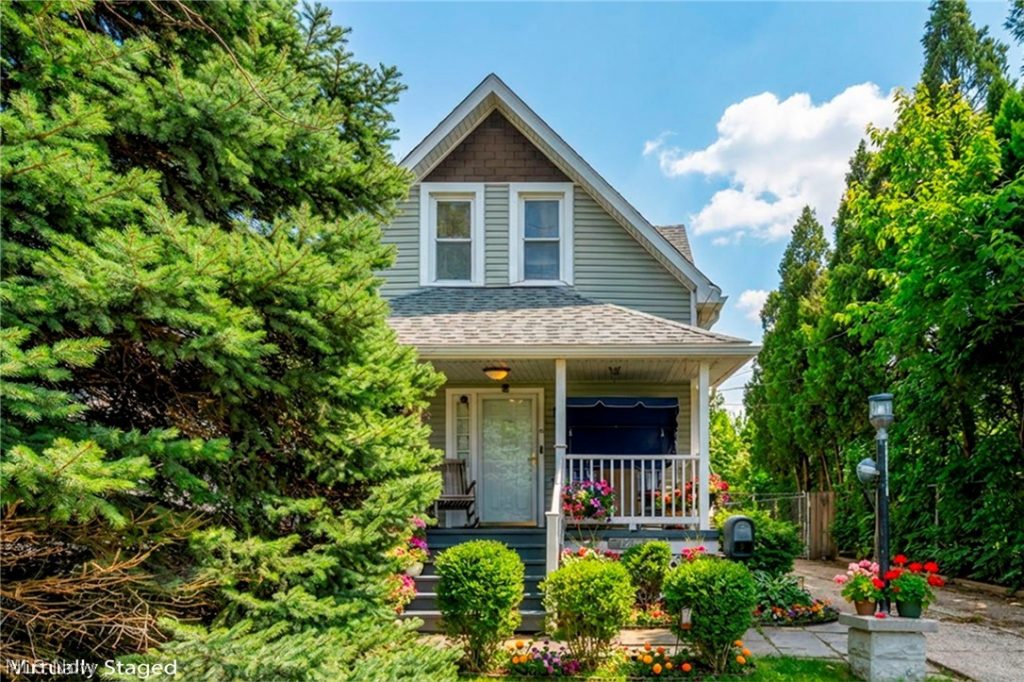 12909 Sprecher Avenue, Cleveland, OH