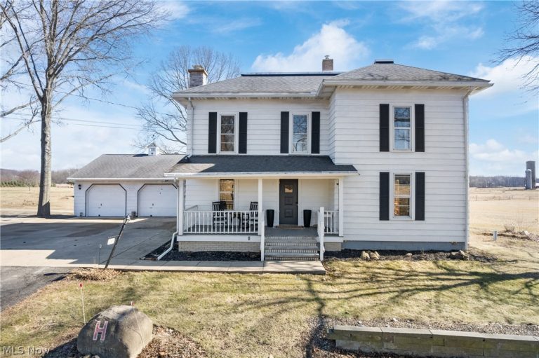 12450 Navarre Road, Navarre, OH - Photo 2