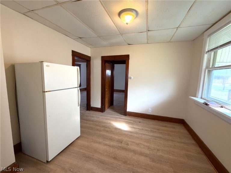 2212 Indiana Way, Canton, OH - Photo 6