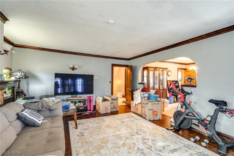 21840 Miller Avenue, Euclid, OH - Photo 5