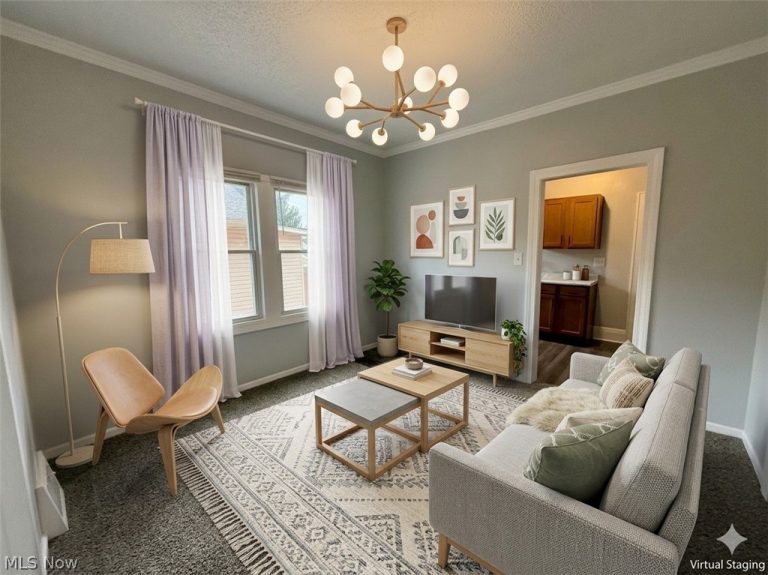 810 Thayer Street, Akron, OH - Photo 3