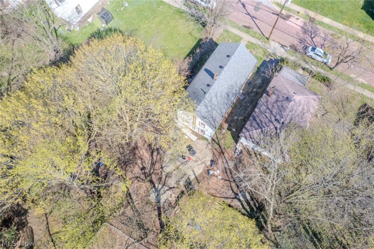 1138 7th Avenue, Akron, OH - Photo 3