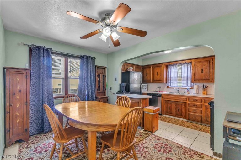 160 Rockdale Avenue, Youngstown, OH - Photo 8