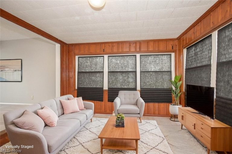 2960 Clearfield Avenue, Akron, OH - Photo 4