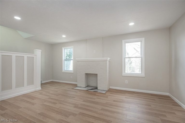 1184 Niagara Avenue, Akron, OH - Photo 8