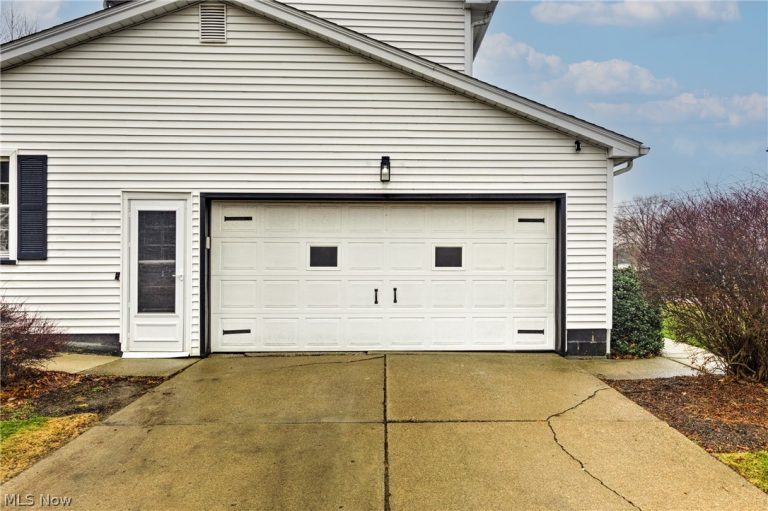 3081 Heatherbrae Drive, Poland, OH - Photo 5